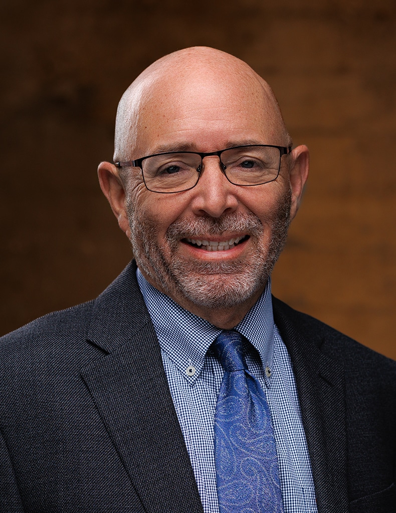 Headshot of Cesar Penalba